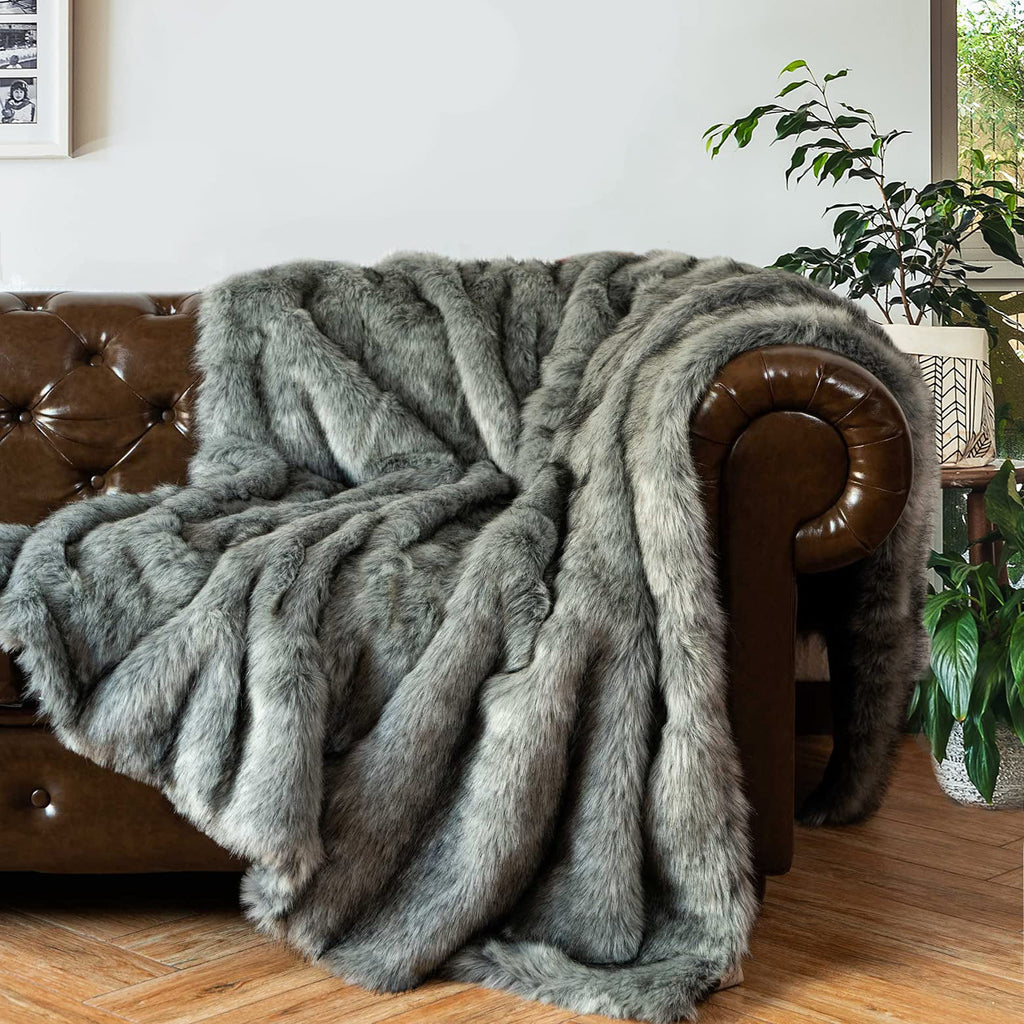 Grey 60"x80" Faux Fur Throw Blanket J95866