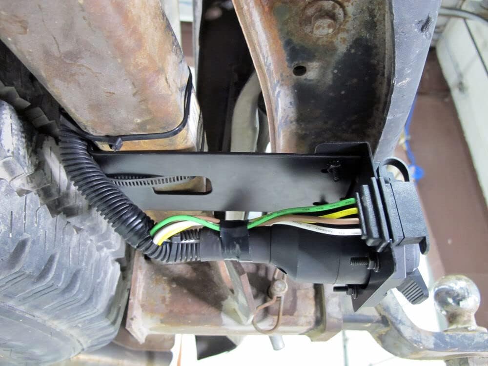 4-Way Flat to 7-Way RV Blade Trailer Wiring Adapter Connector Kit U131612