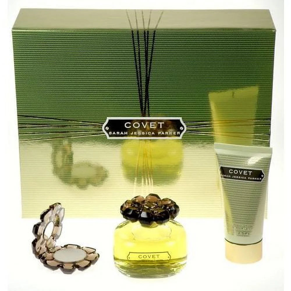 3.4 oz Eau De Parfum Spray + 2.5 oz Body Lotion + Perfume Compact Gift Set A22595