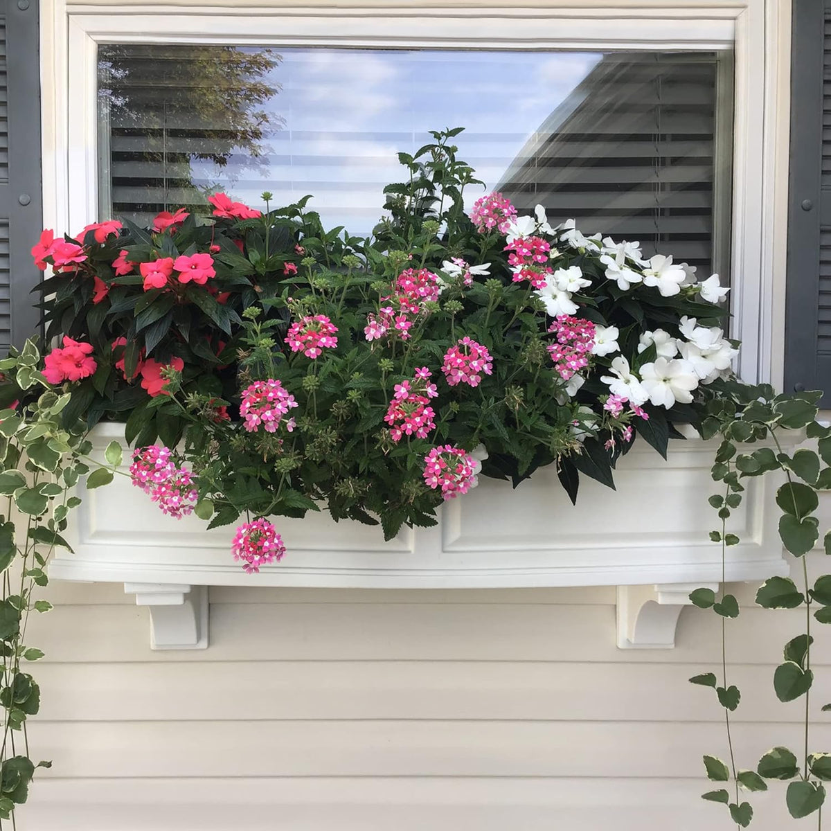 White 48in L x 11.5in W x 10in H Polyethylene Window Box V38068