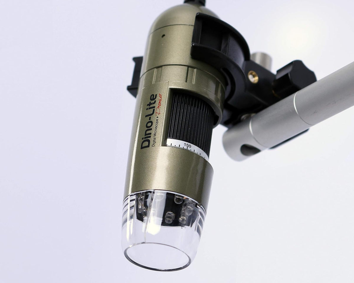 USB Digital Microscope, 1.3MP, 10x - 50x, 220x Optical Magnification J63674