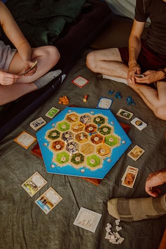 Board Game for 3 to 4 Players G6755