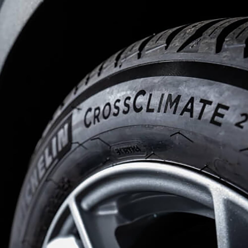 225/65R17 102H All-Season Car Tire N24033