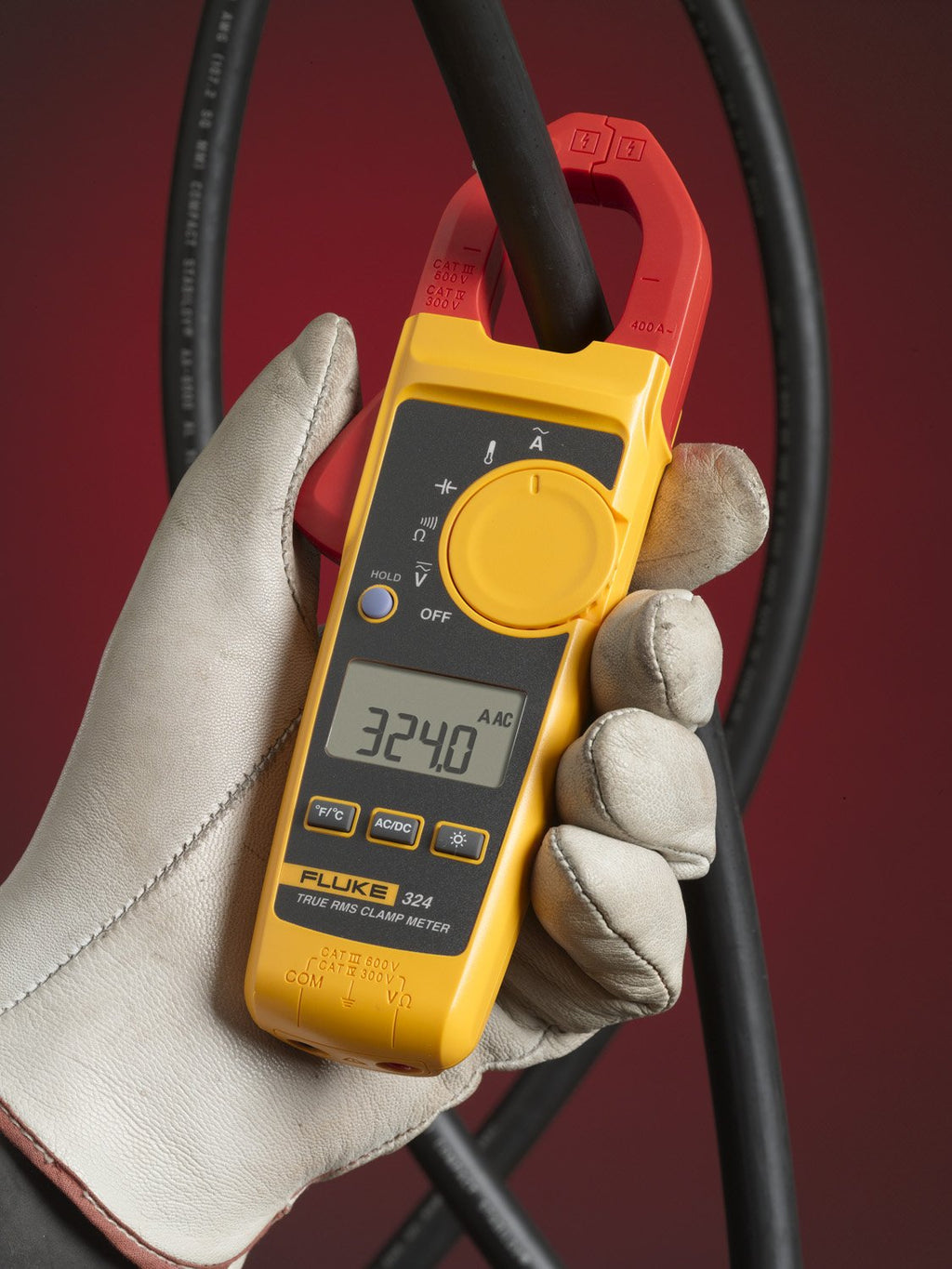 True-RMS Clamp Meter with Temperature & Capacitance, AC Current Up To 400 A, AC/DC Voltage Up to 600 V, Backlit Display, Resistance Up To 4000 Ohms D132