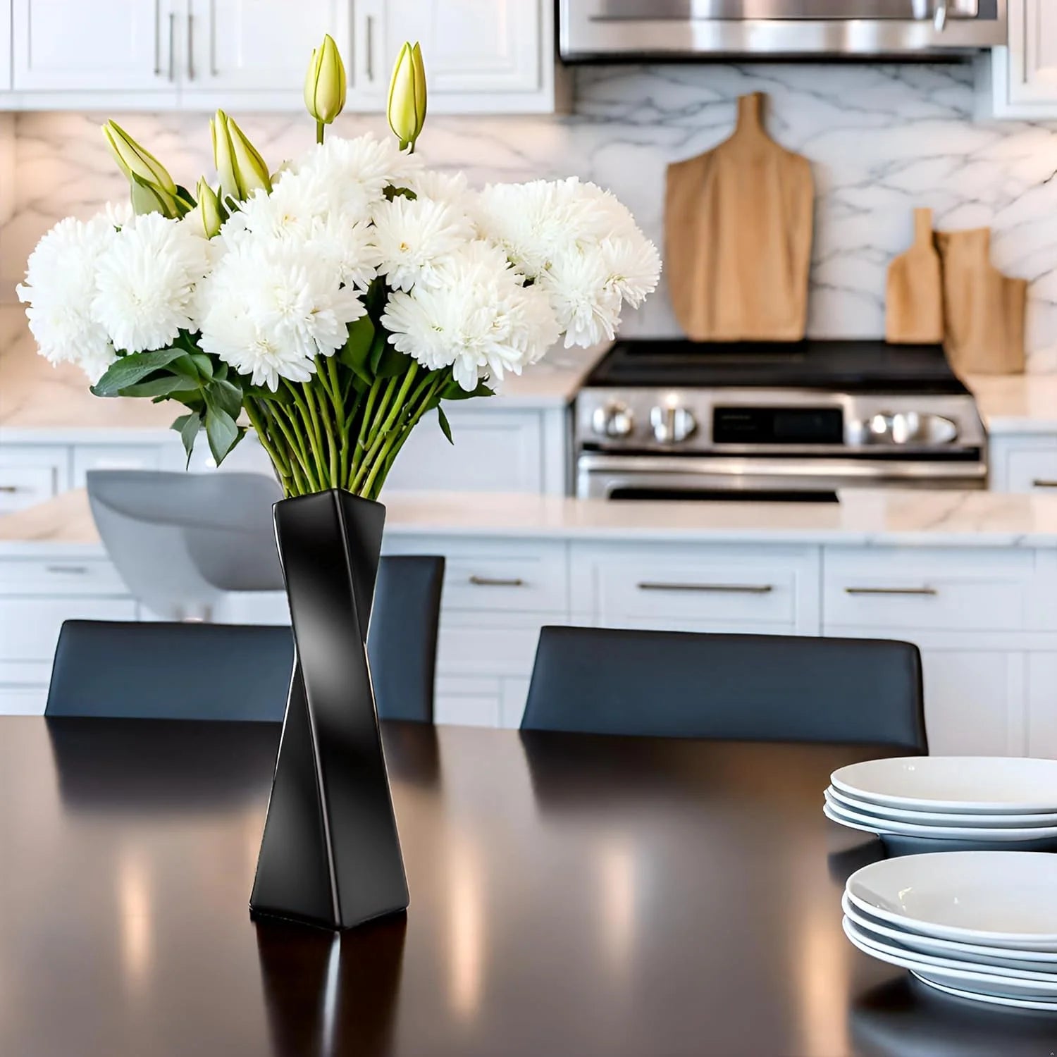 Black Ceramic Vase G592312