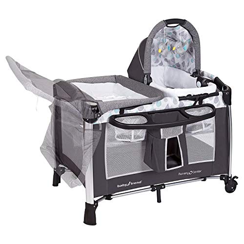 Portable Playard with Bassinet and Changing Table A920