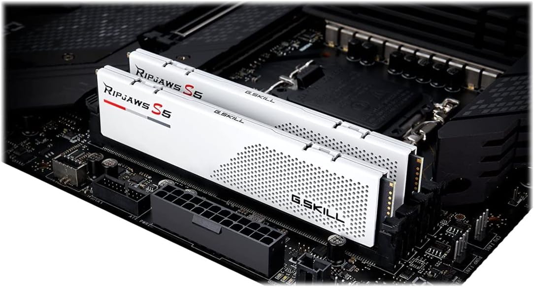 32GB DDR5 5600-40 (2x16GB) RAM U761315