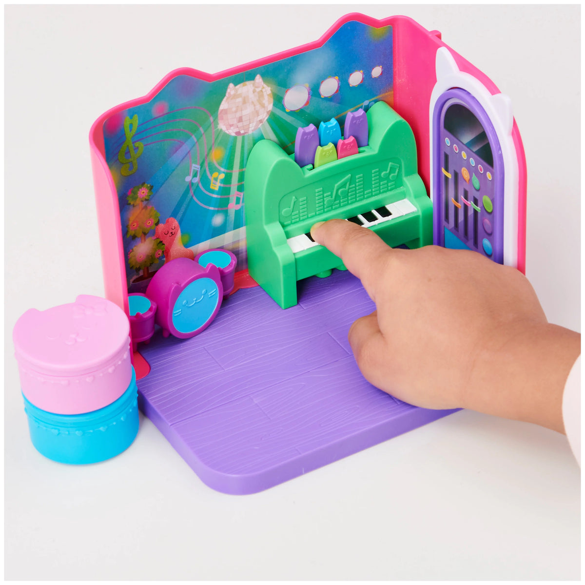 Groovy Music Room Playset with Catnip Figure C57067